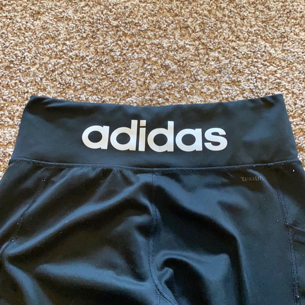 Medium Adidas leggings
